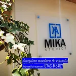 Mika * אפורי נורד
