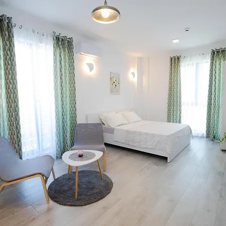 Apartment Mika