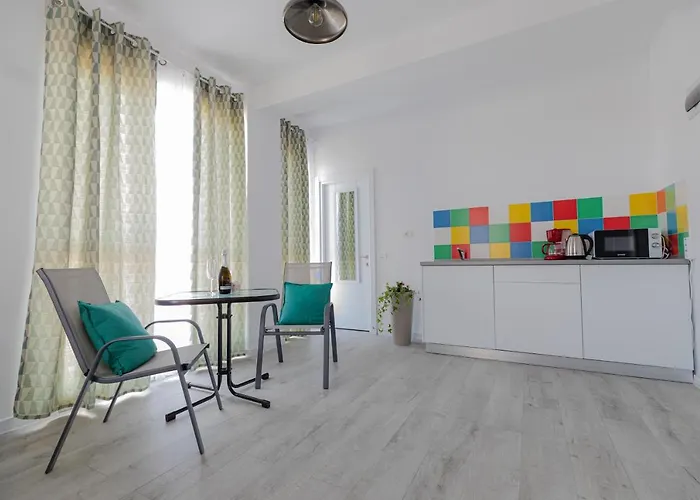 شقة Mika إيفوري نورد