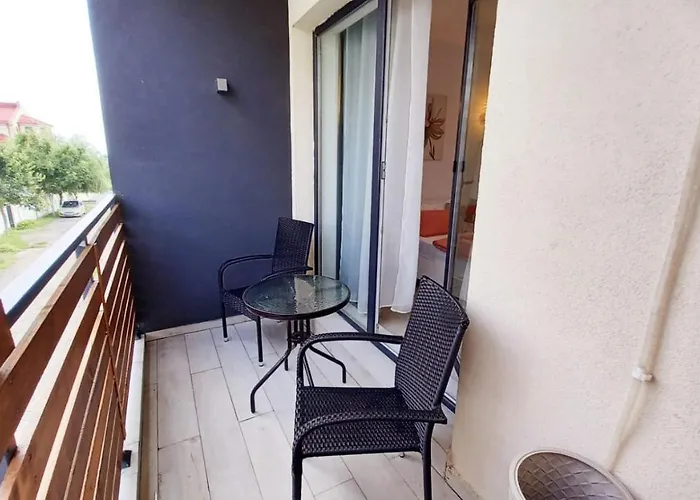 Mika * إيفوري نورد